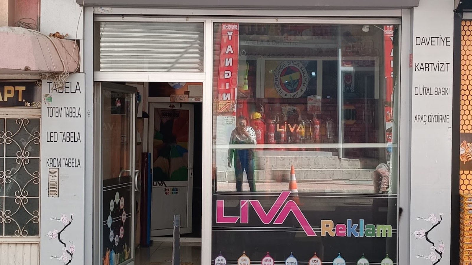 van liva reklam
