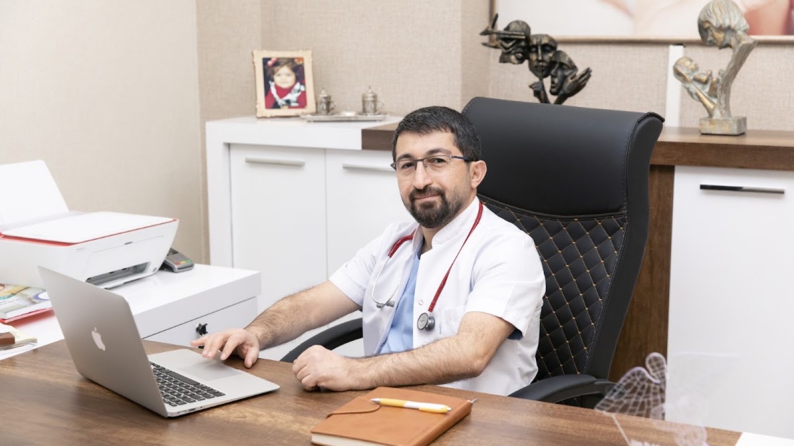 Uzm. Dr. Adem Canan
