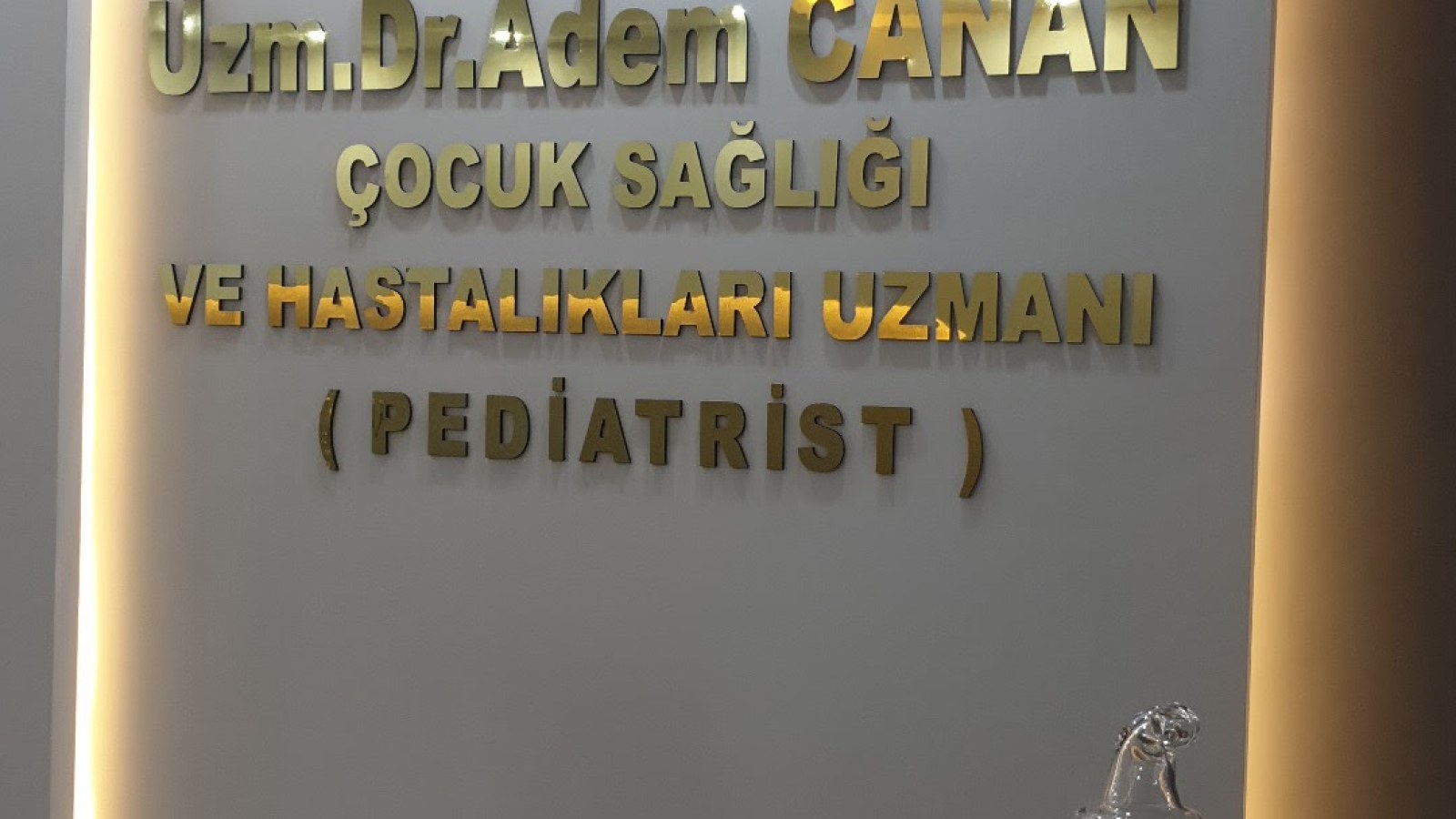 Uz.Dr. Adem CANAN