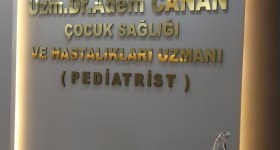 دکتر آدم جانان متخصص